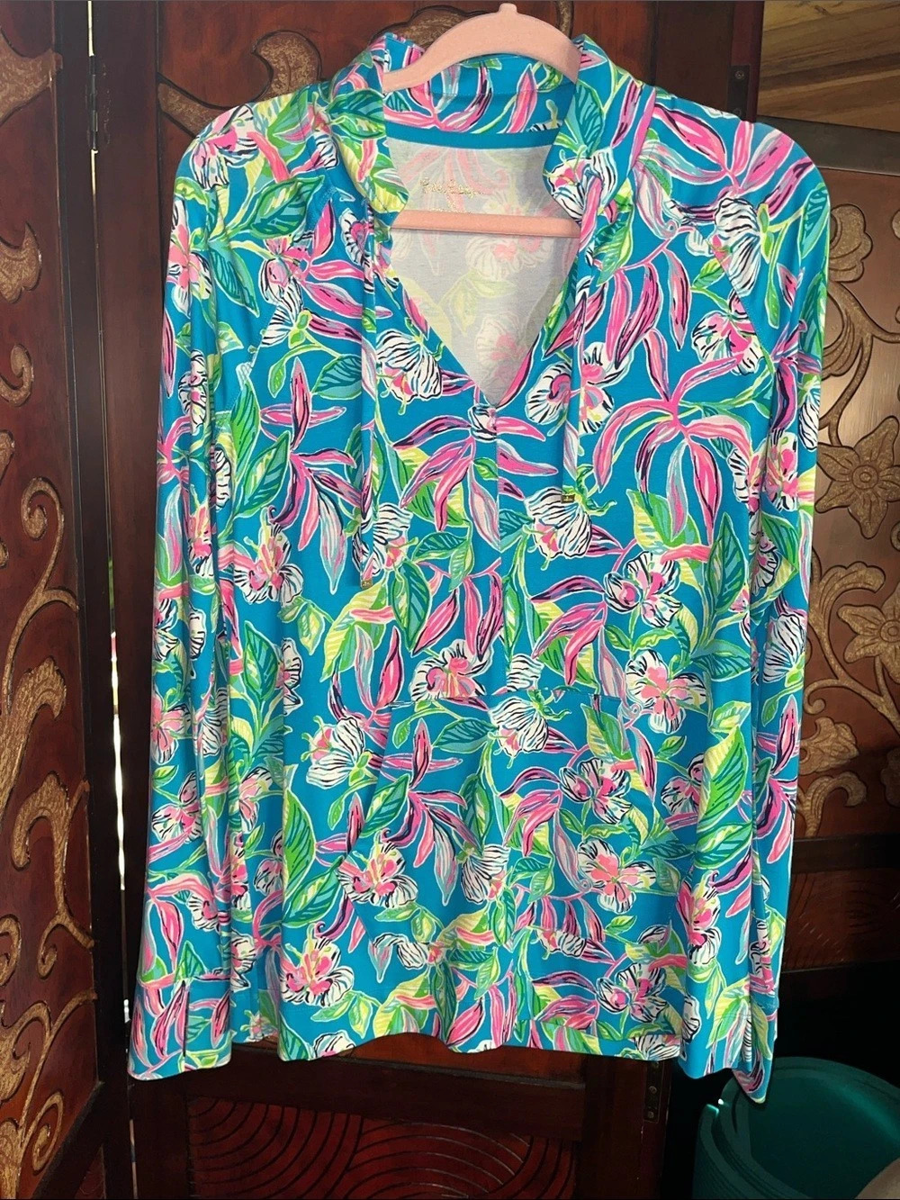 Lilly Pulitzer Floral shirt in Blue & Pink Size Medium